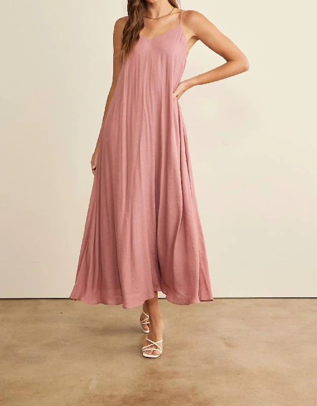 Coastal Beach - Inspired Style Flowy Classic V-Neck Maxi Dress In Mauve