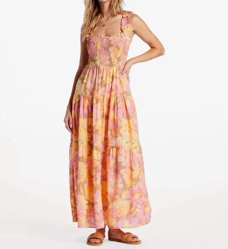 Special Offer Feelin Fine Maxi Dress In Multi