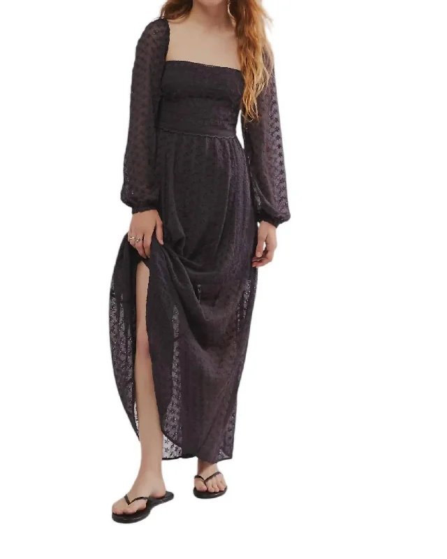 Grab Romantic Date - Night Styles Now Malina Maxi Dress In Dark Scales