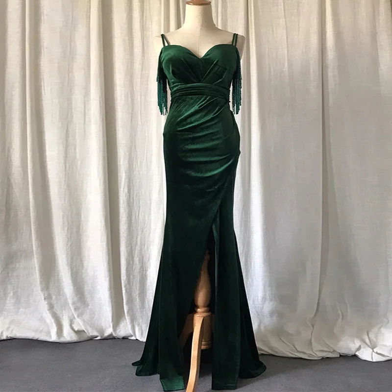 Celebrate With Big Savings Emerald Green Spaghetti Straps Sweetheart Tasssels Mermaid Side-slit Long Bridesmaid Prom Dress, PD3338