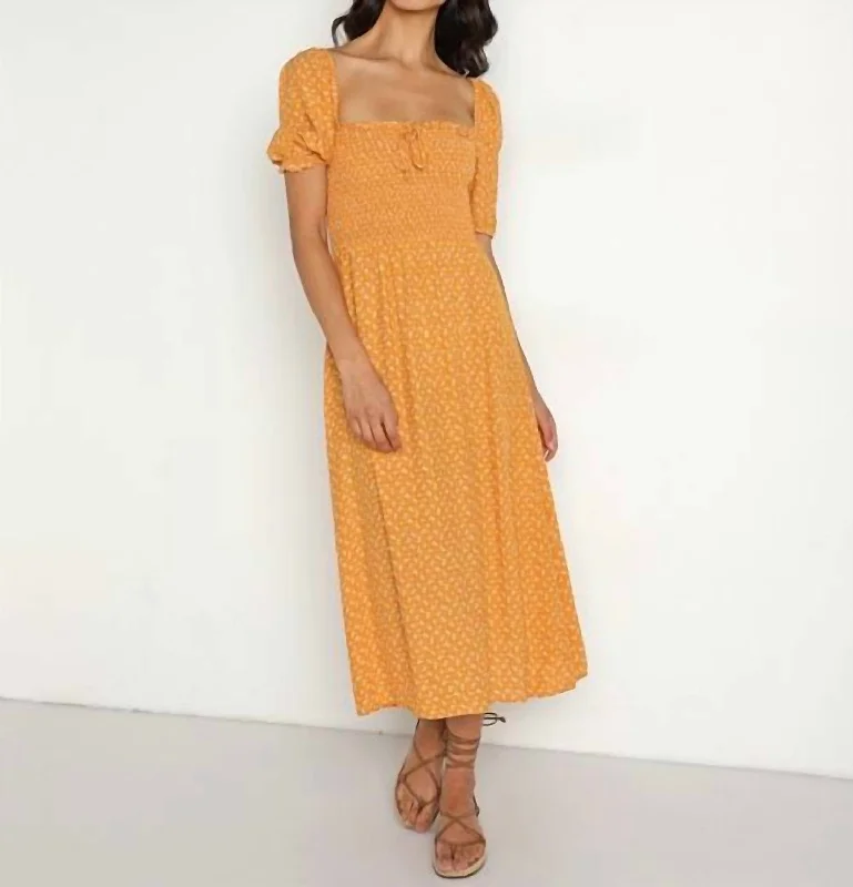 Limited - Stock Valetta Midi Dress In Ermita Floral Print