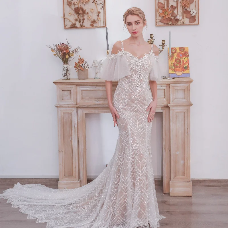 Hollywood Glam Award - Show Style Spaghetti Strap Mermaid Trumpet Grid Pattern Lace Bridal Wedding Dress