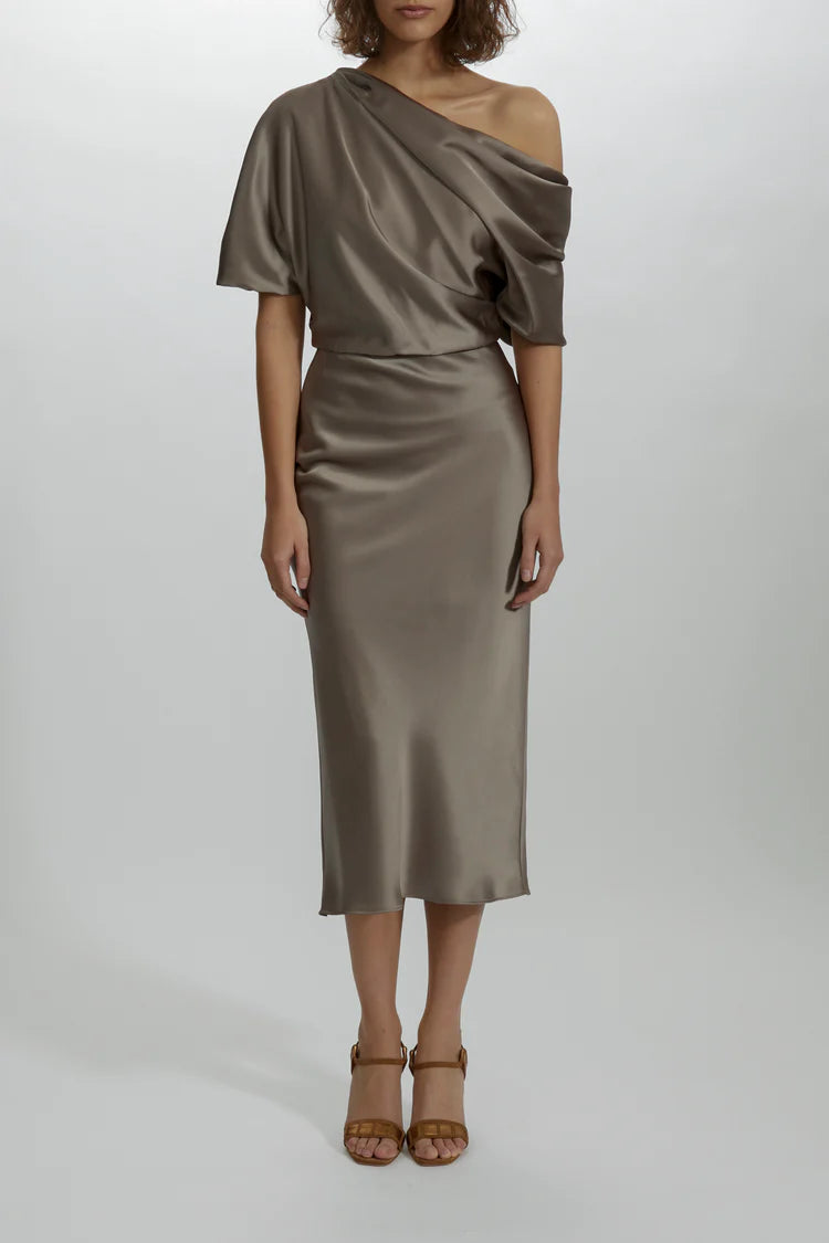 Trend Alert Amsale Bridesmaid Dress P434S - Draped Midi Dress