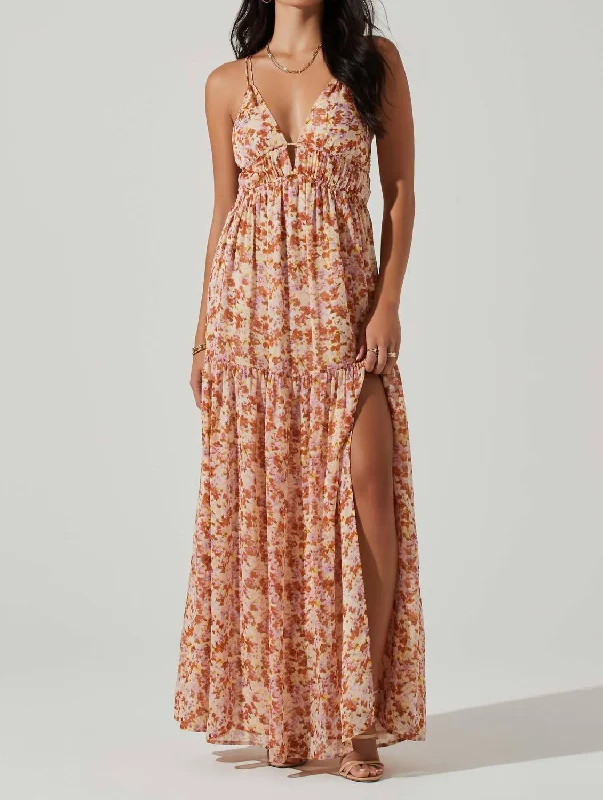 Spring Wardrobe Ryliana Floral Tiered Dress In Rust