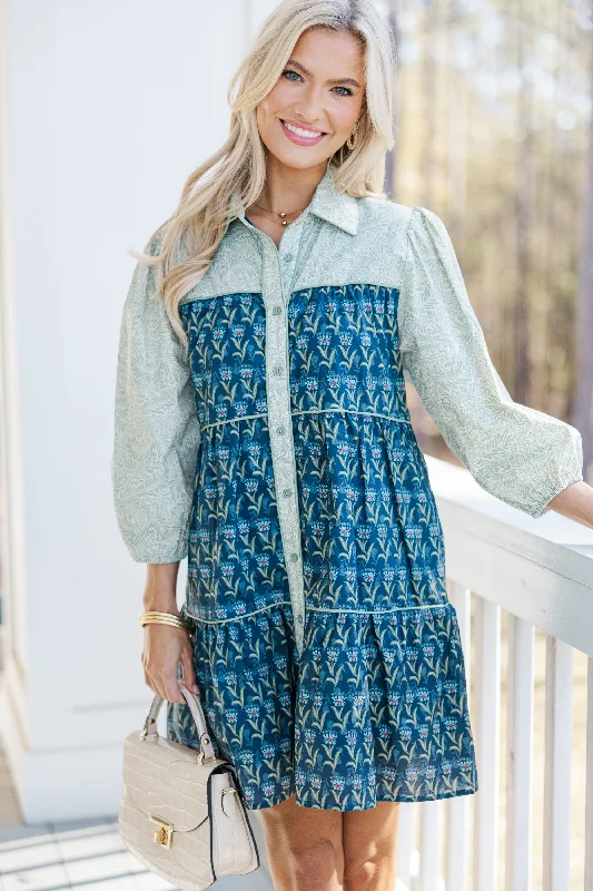 Coastal Beach - Inspired Style The Wanderer Navy Blue Floral Dress