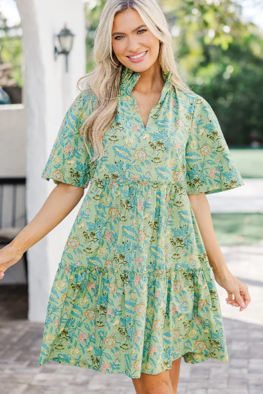 Fashion Deal Feeling Your Best Green Floral Dress